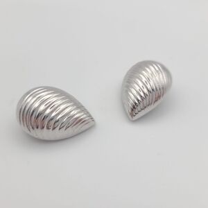 Vendome Signed Silver Tone Ribbed Teardrop Clip Earrings